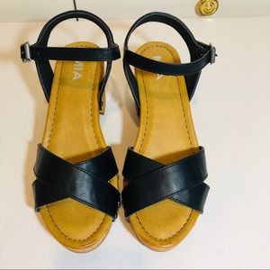 mia susan platform clog sandal